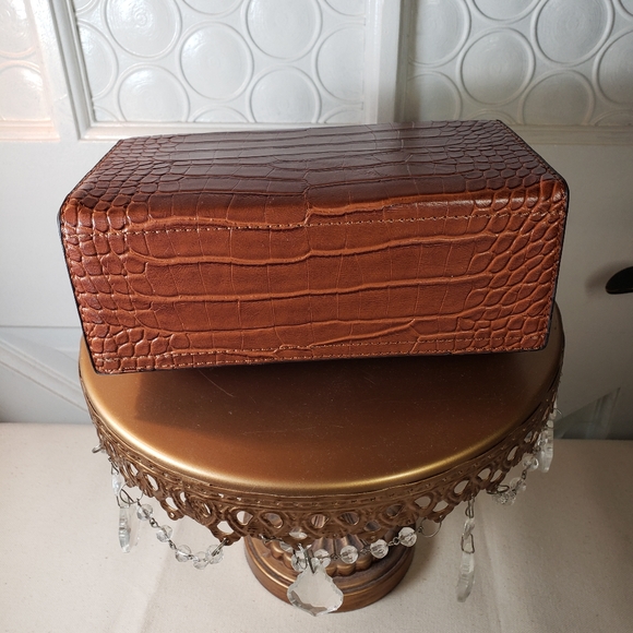 NWT JustFab boxy baguette bag in cognac vegan leather - 2 straps - Picture 5 of 8